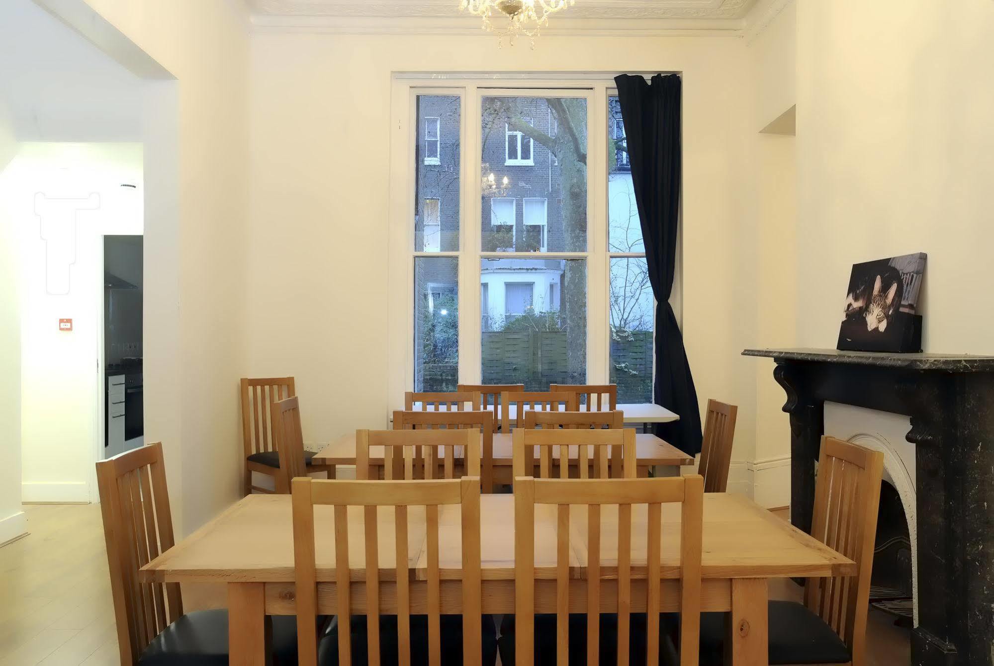 Albergue Saint Backpackers *