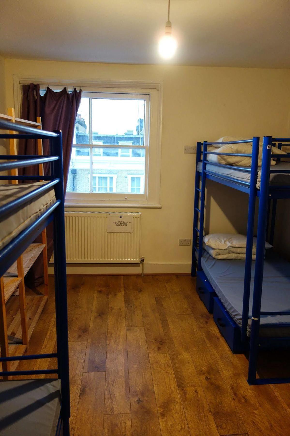 Saint Backpackers Hostal Londres